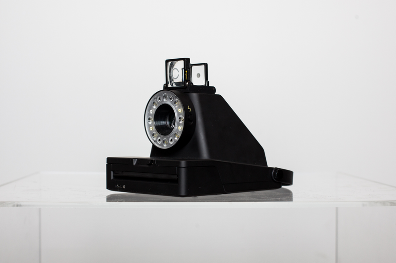 Illustration for article titled This Slick Camera Brings Polaroid Into the Digital Age